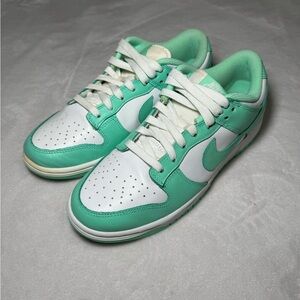 Nike Dunk Low Green Glow​​